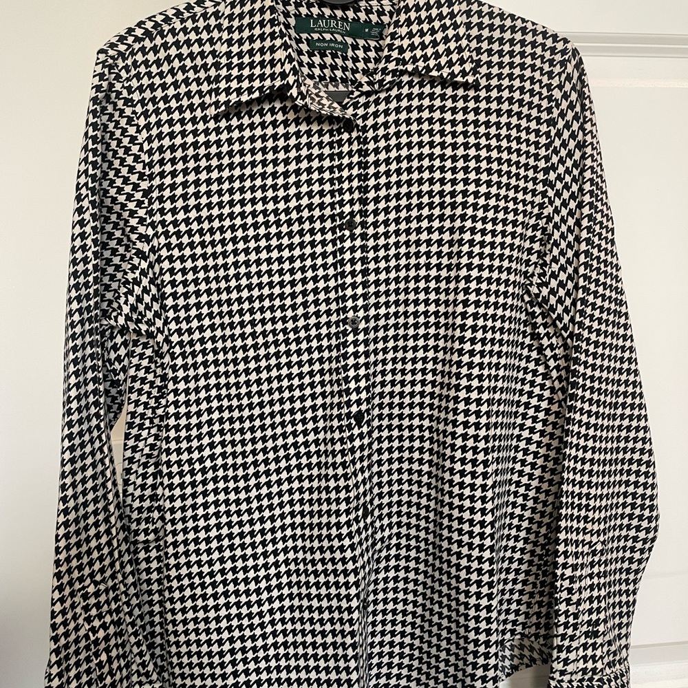 Black and White Houndstooth Woman’s  Shirt